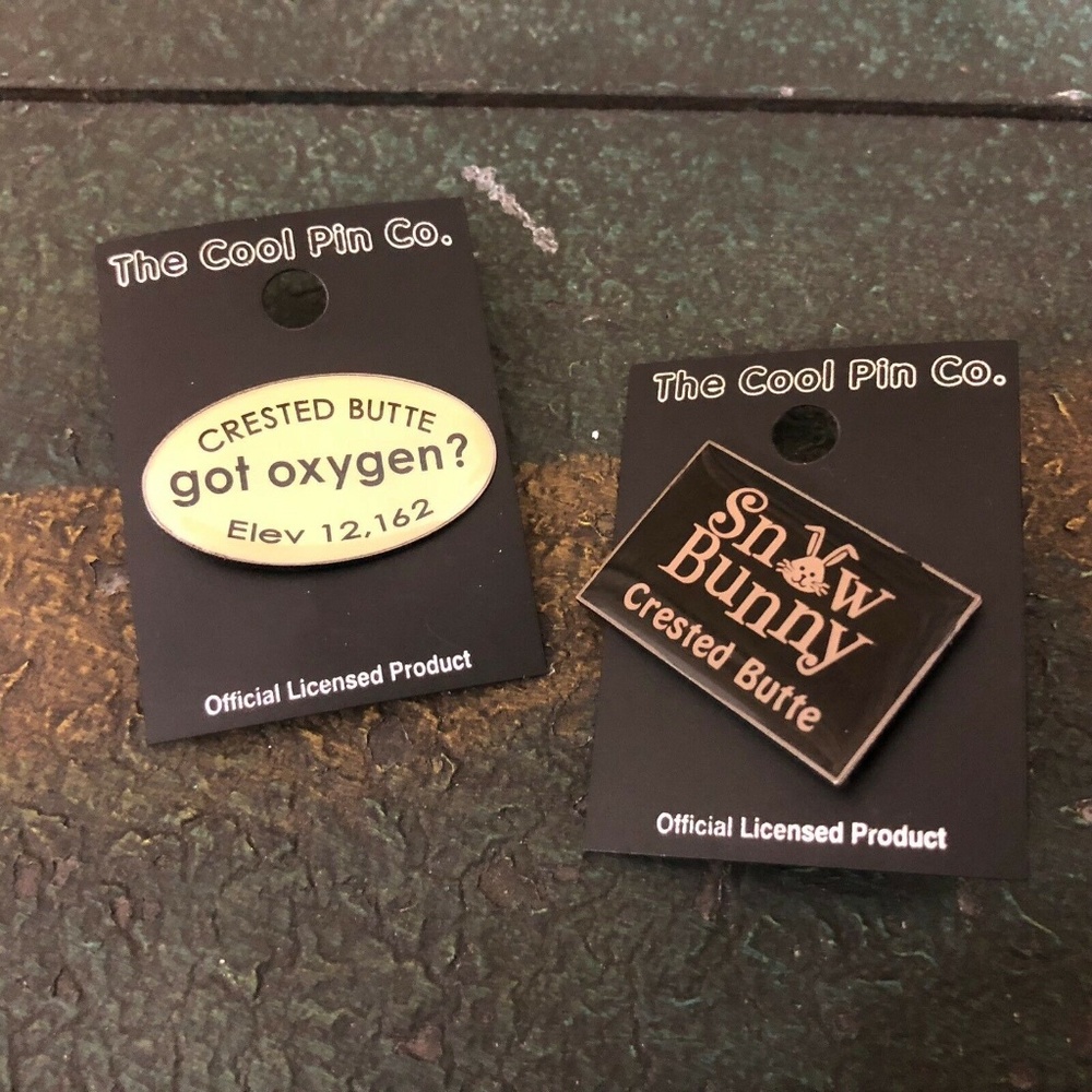 Cool Pin Company Got Oxygen Snow Bunny Pins NWT